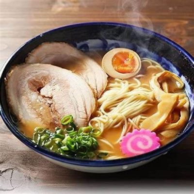  Wakayama Ramen: En Slående Umami-Boost Med Krispigt, Svävande Nötkött! 